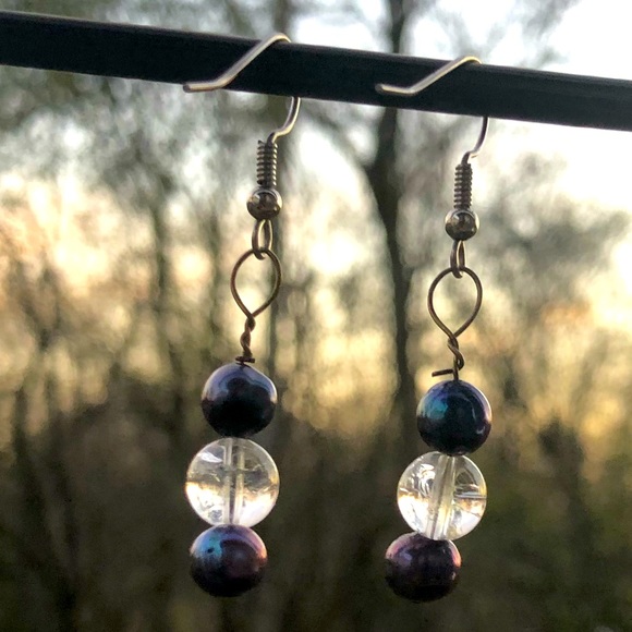 3 ball purple and clear earrings🦋 - Picture 3 of 3